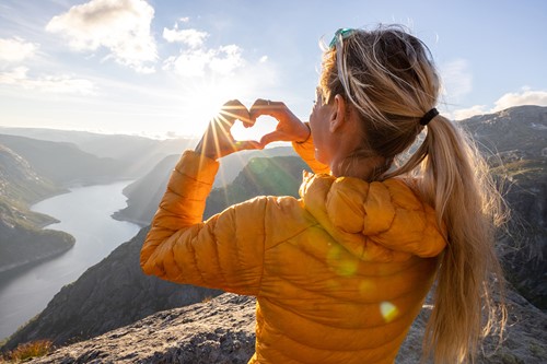 A group of business people from the Nordics discussing relocation services provider.